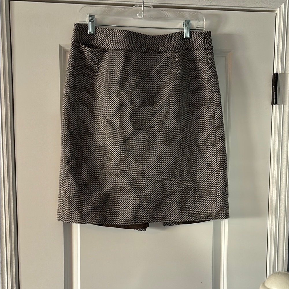 J Crew Gray Tweed Pencil Skirt Knee-Length for Cocktail